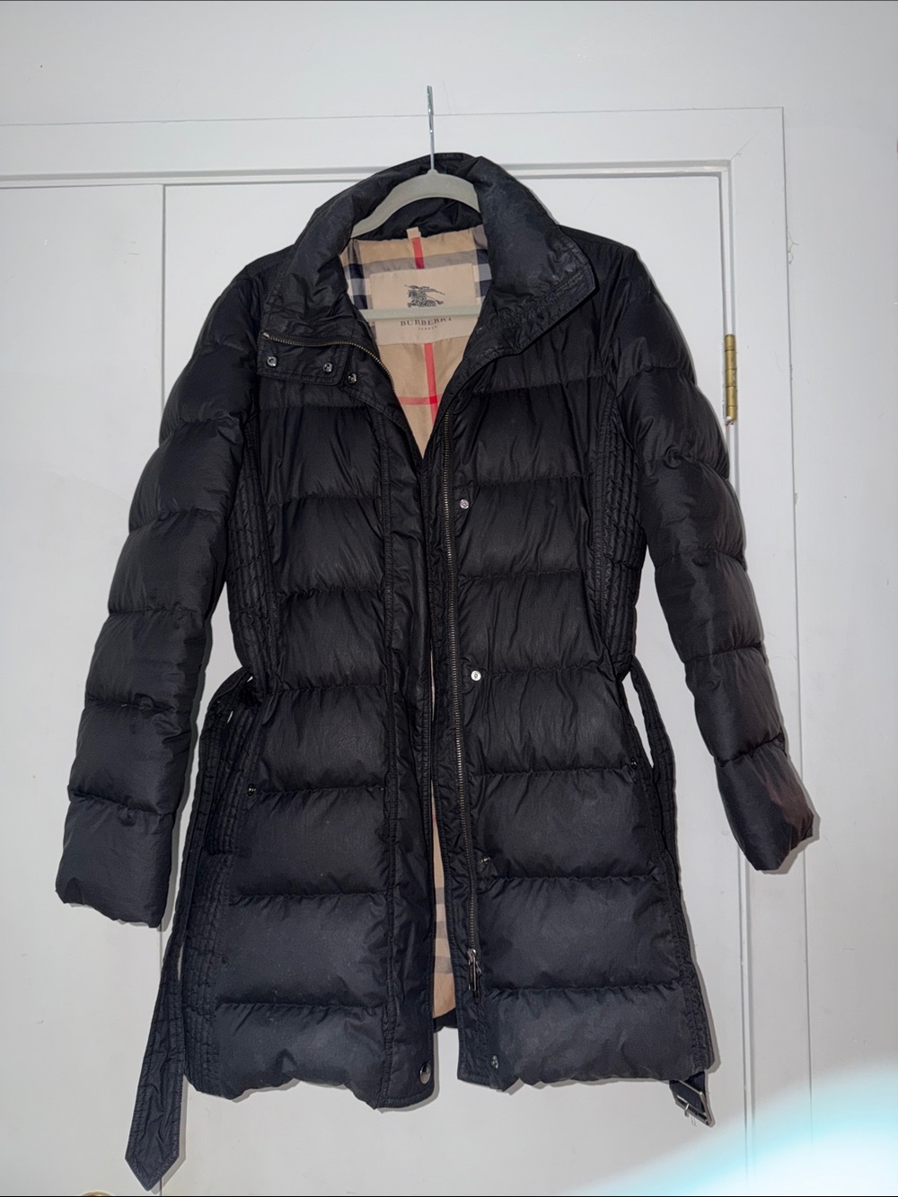 BURBERRY BRIT DOWN PUFFER COAT WOMEN'S SIZE M, no hood